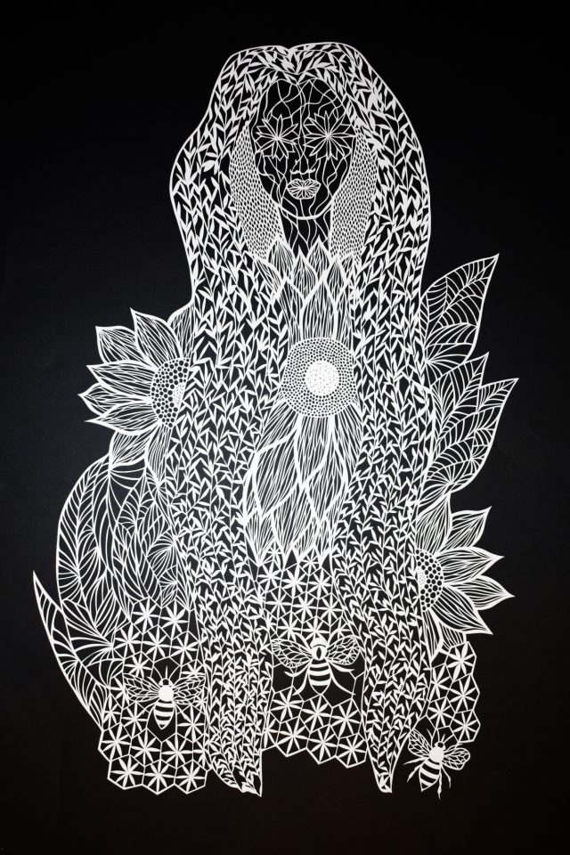 Alina Papercut Detail