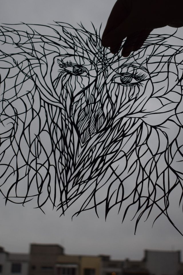 Alina Papercut Detail