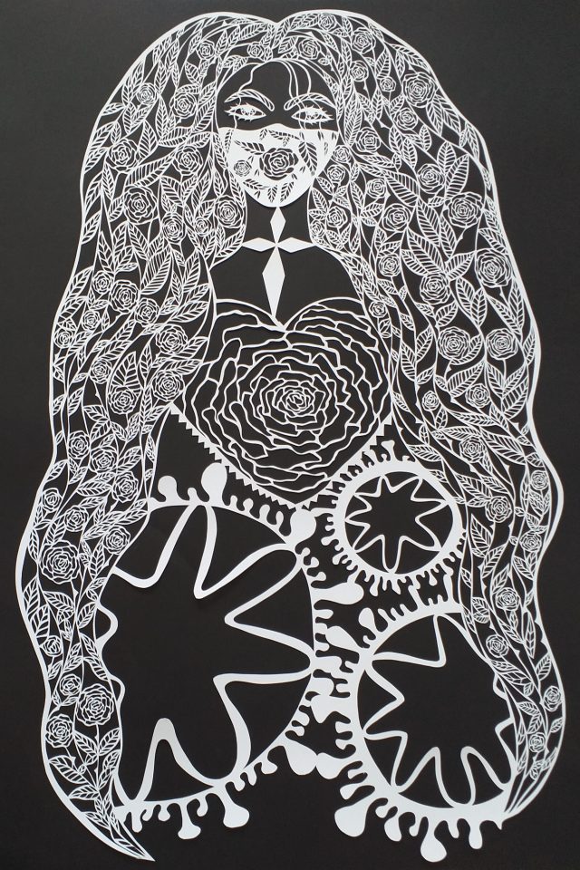 Alina Papercut Detail
