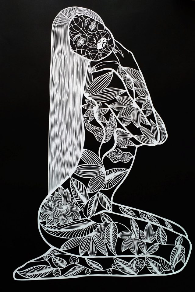 Alina Papercut Detail