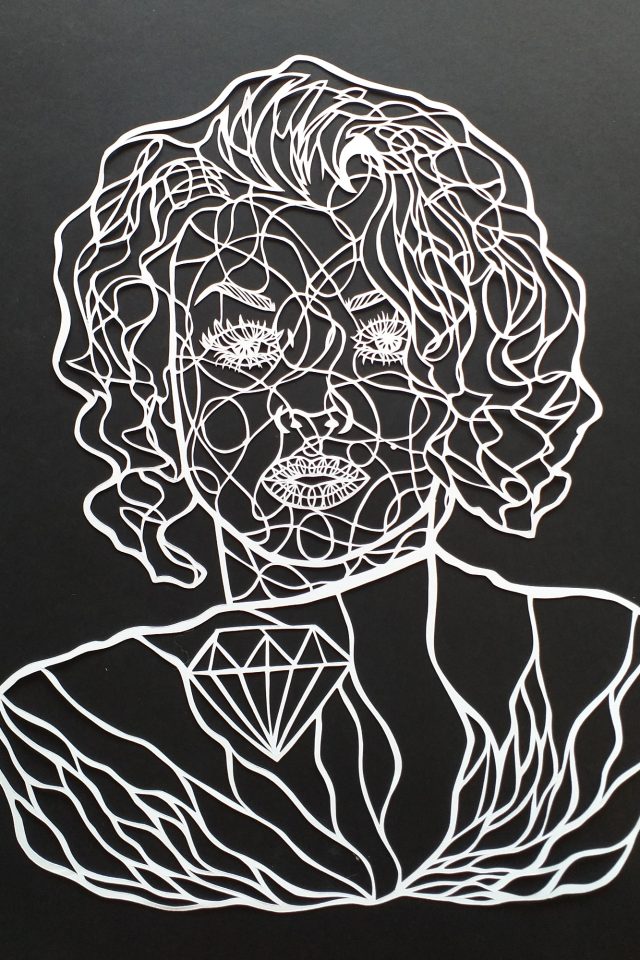 Alina Papercut Detail