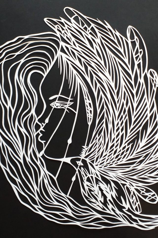 Alina Papercut Detail