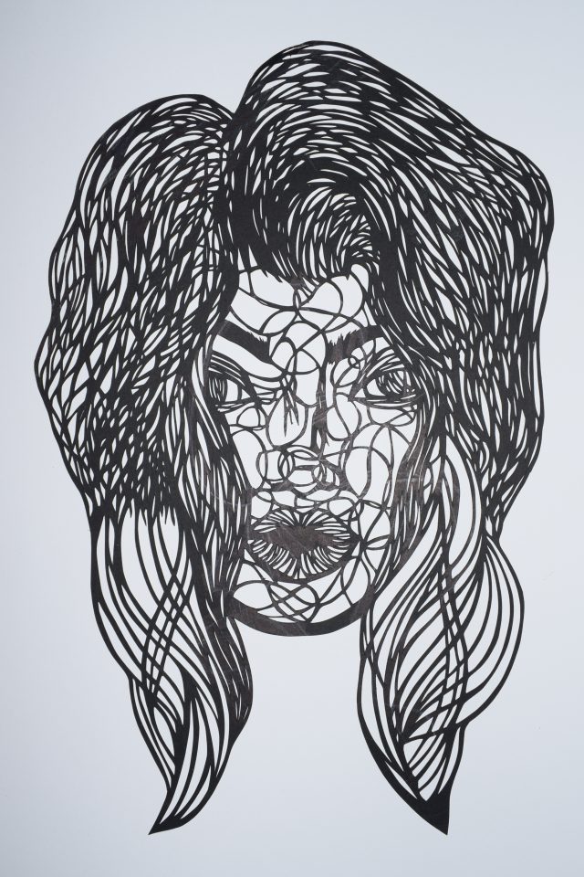 Alina Papercut Detail