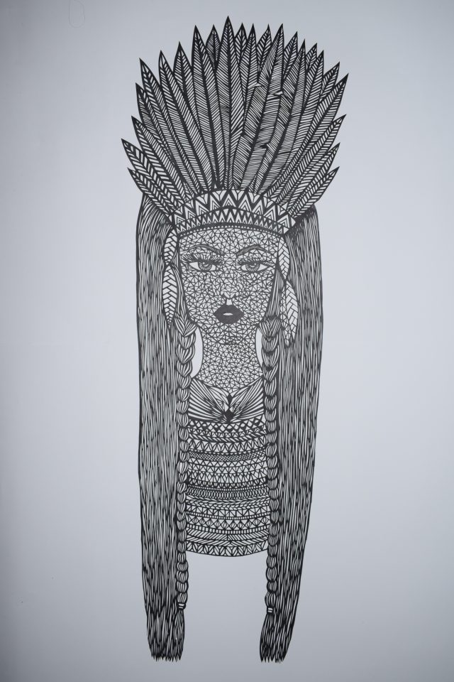 Alina Papercut Detail