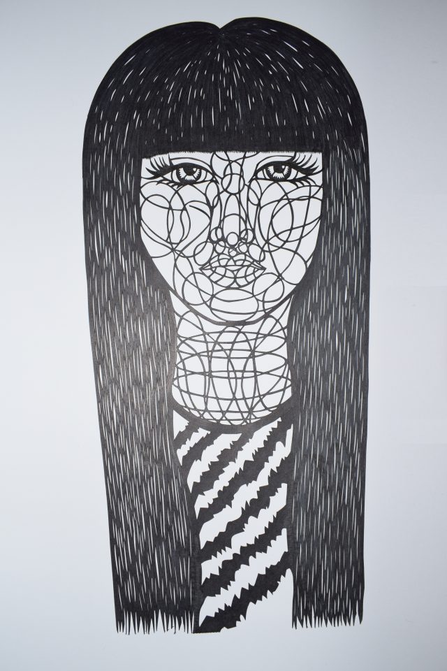 Alina Papercut Detail