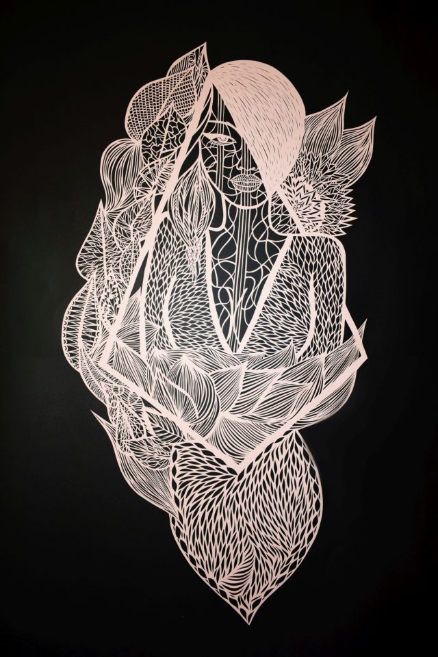 Alina Papercut Detail