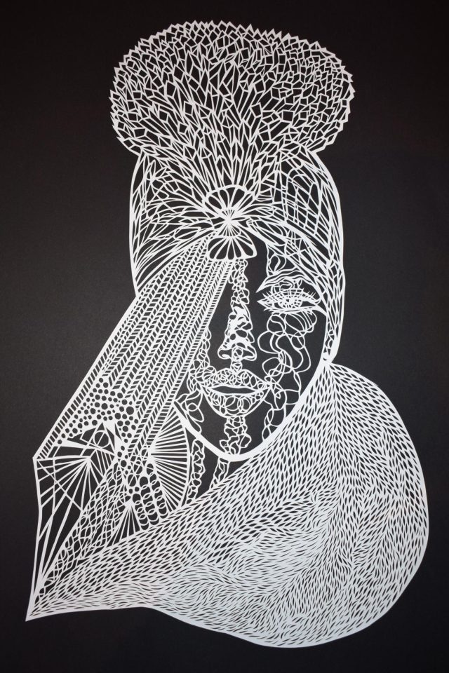 Alina Papercut Detail